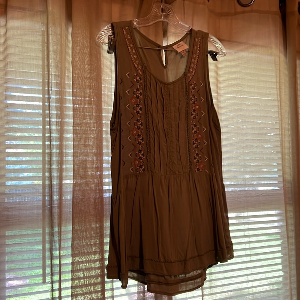 Summer, Army green, embroidered, peplum tank top.